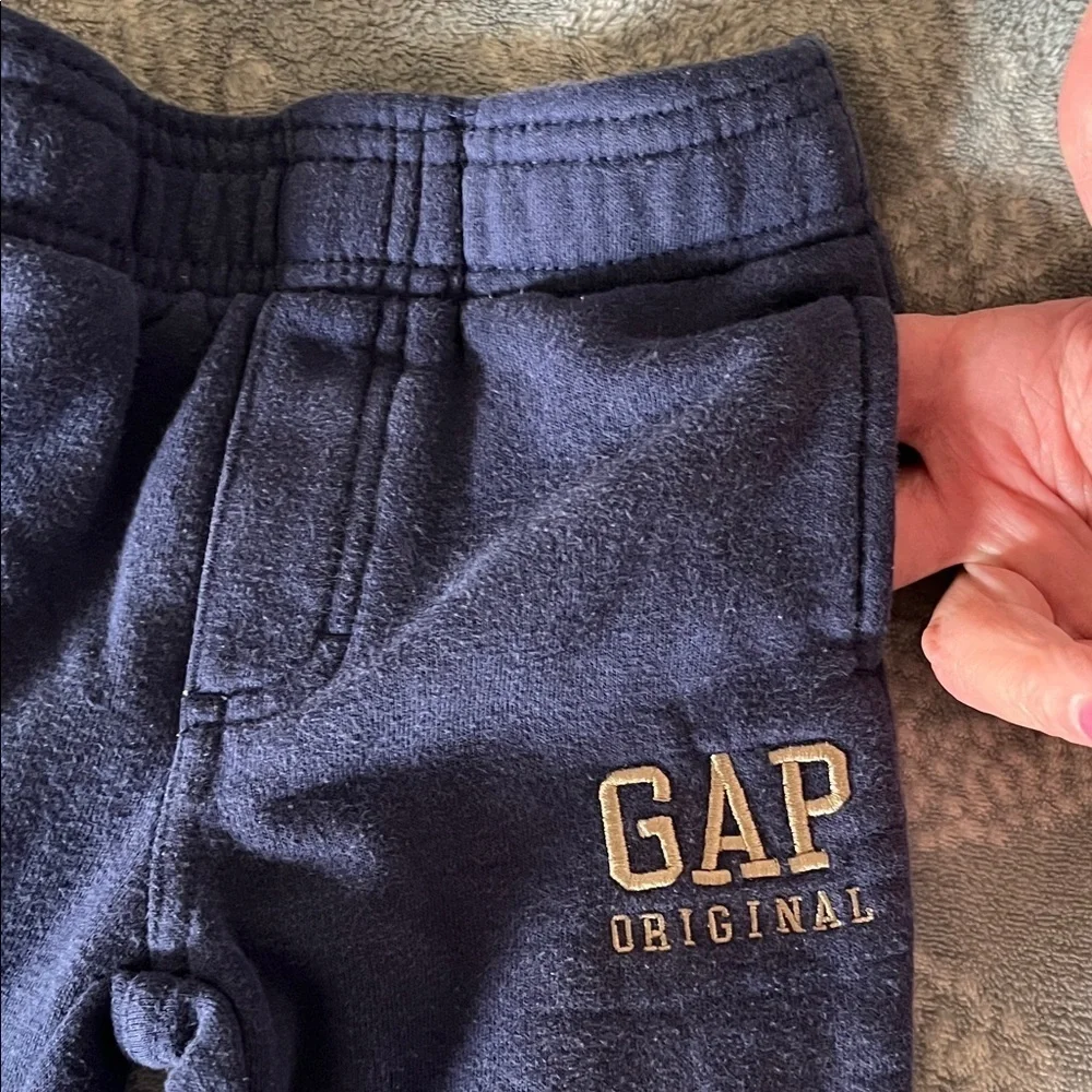 GAP Kids Navy Fleece Joggers Preloved
